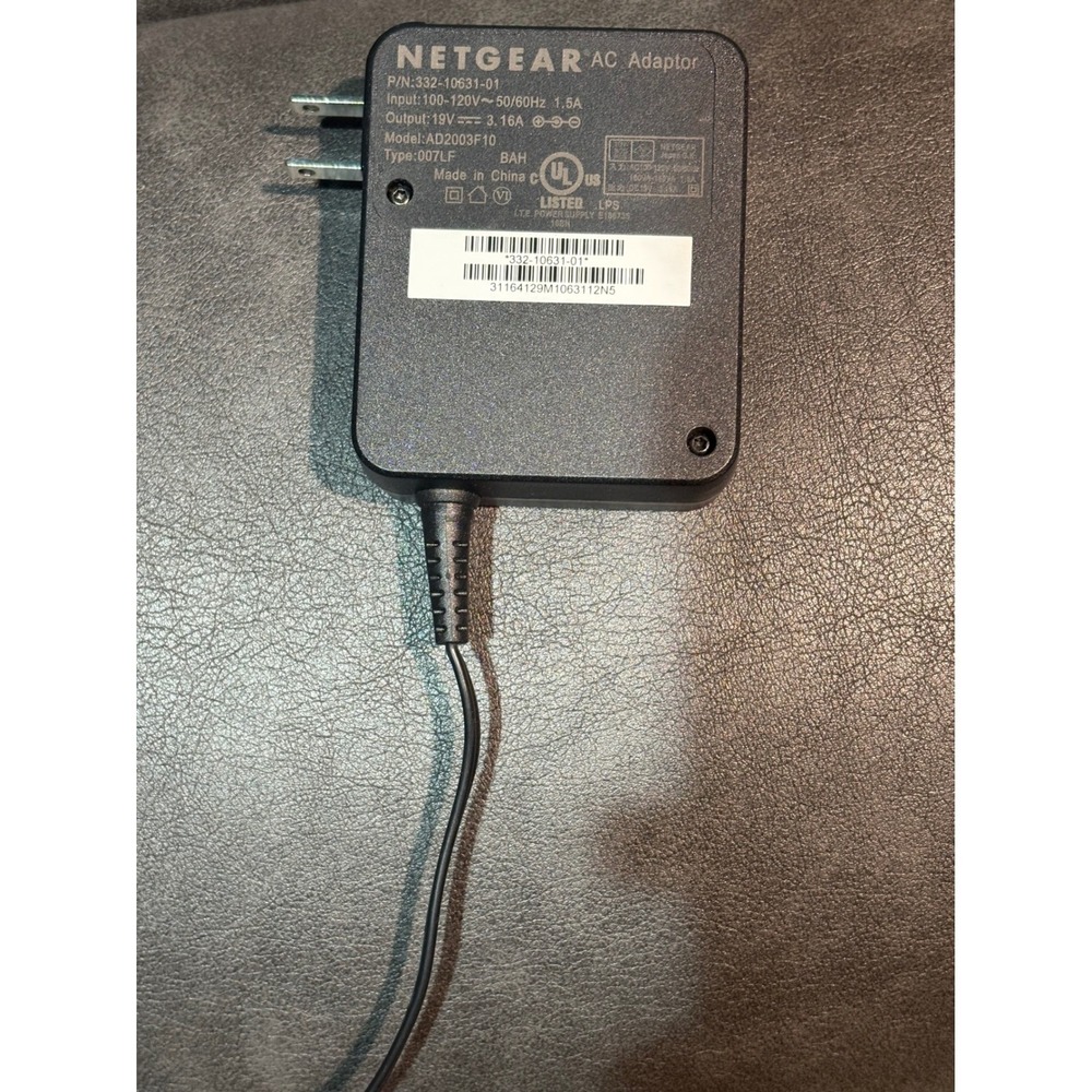 Netgear Nighthawk X8 AC5000 Smart WiFi Router R8300 Tri-Band Quad-Stream MU-MIMO - Picture 8 of 11